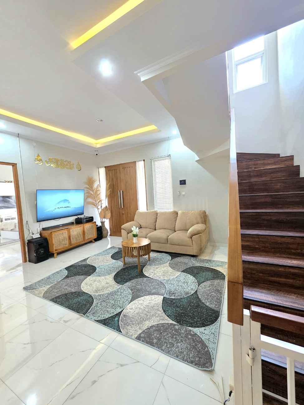 WhatsAppImage2025-12-03at08.18.35