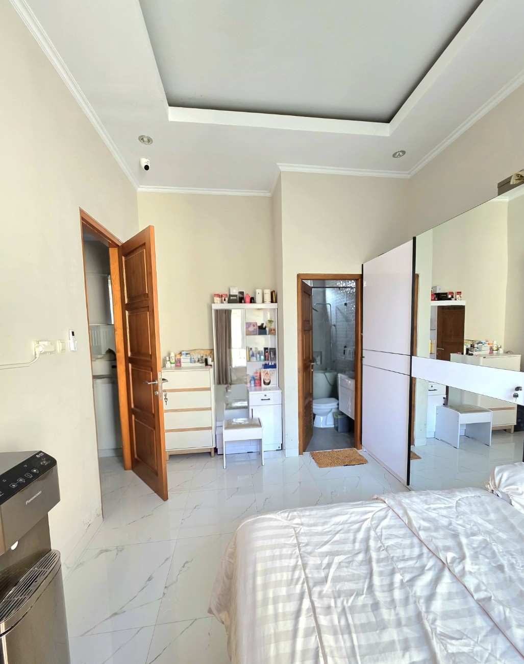 WhatsAppImage2025-12-03at08.18.42