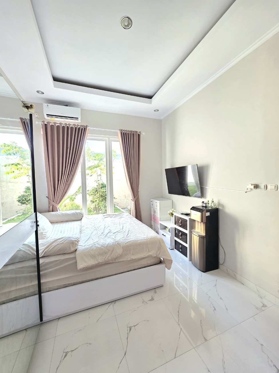 WhatsAppImage2025-12-03at08.18.43