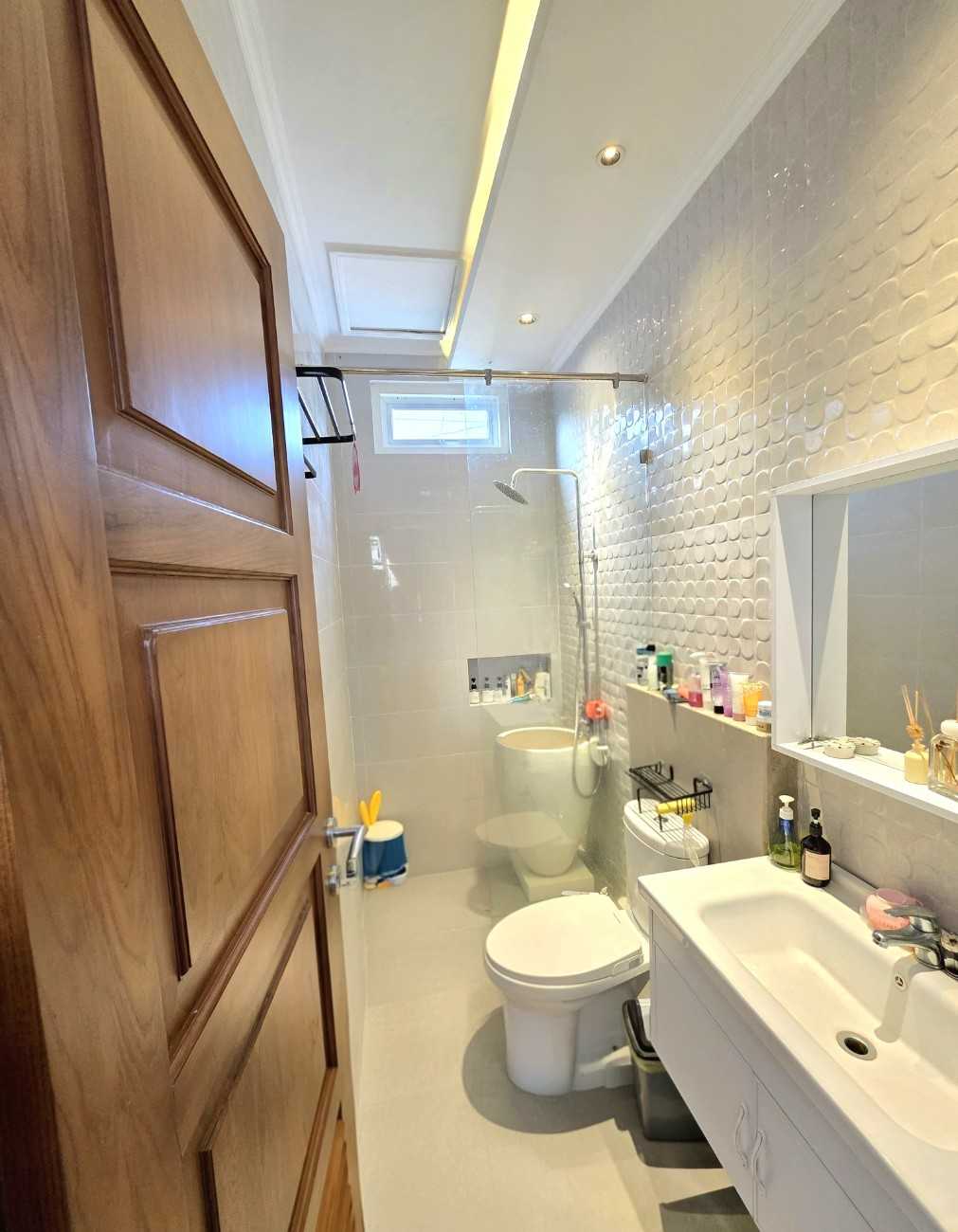 WhatsAppImage2025-12-03at08.18.54