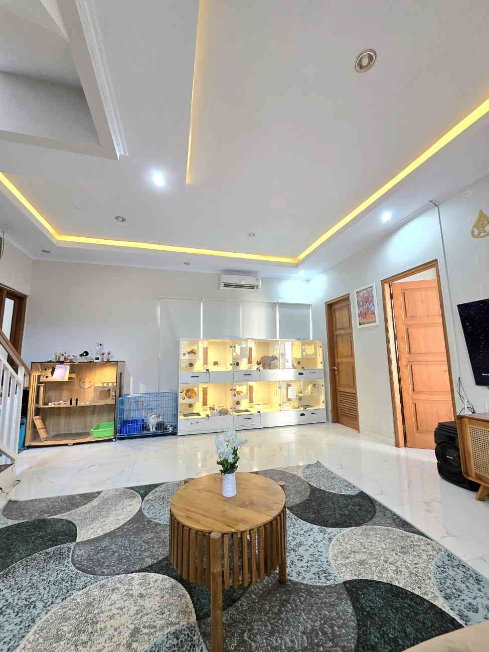 WhatsAppImage2025-12-03at08.18.58