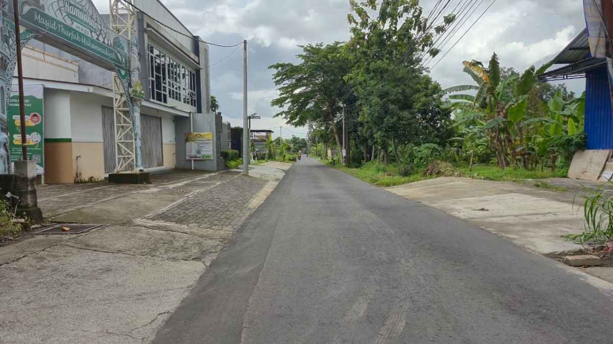 WhatsAppImage2025-12-06at14.04.285